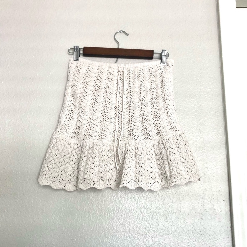 NWOT Zara Cream Crochet Mini Skirt with Flounce Hem